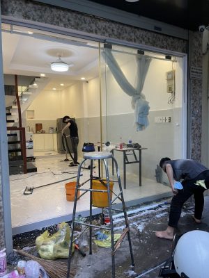 Vệ sinh công nghiệp là gì? Giá dịch vụ vệ sinh công nghiệp quận 7 bao nhiêu